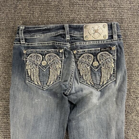 Y2K Womens Miss Me Signature Boot Embroidered Pocket Angel Bling Jeans W28xL27 - Picture 2 of 7